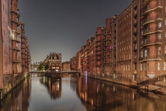 scopri l'eredità culturale e storica che definisce il nostro passato e plasmerà il futuro. esplora tradizioni, arte e valori che arricchiscono la nostra identità.