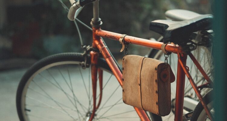 scopri l'italia in un modo unico con i nostri tour in bicicletta. esplora paesaggi mozzafiato, culture affascinanti e delizie culinarie mentre pedali in compagnia di esperti. un'avventura indimenticabile ti aspetta!