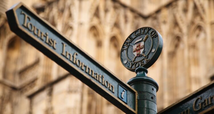 scopri la bellezza dell'italia con la nostra guida turistica completa. esplora città storiche, paesaggi mozzafiato e delizie culinarie. pianifica la tua avventura ideale e vivi un'esperienza indimenticabile.