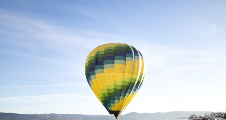 scopri emozioni uniche e avventure indimenticabili. unisciti a noi in un viaggio straordinario attraverso panorami mozzafiato e esperienze adrenaliniche.