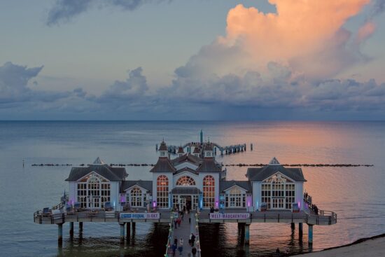 scopri le migliori destinazioni sostenibili in italia. esplora luoghi incantevoli che offrono esperienze uniche nel rispetto dell'ambiente, dalla bellezza dei parchi naturali alla ricchezza culturale delle città eco-friendly.