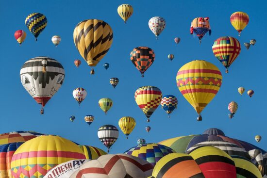 scopri emozionanti avventure che ti porteranno in luoghi straordinari. vivi esperienze uniche, esplora paesaggi mozzafiato e sfida i tuoi limiti con la nostra guida alle migliori avventure indimenticabili.