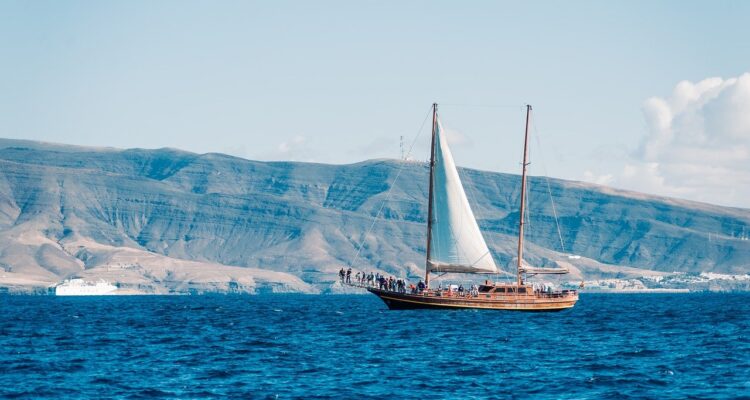 scopri le meraviglie del turismo avventuroso! dai trekking nelle montagne alle immersioni nei mari cristallini, vivi esperienze uniche e indimenticabili. preparati per un viaggio emozionante che stimolerà il tuo spirito d'avventura.