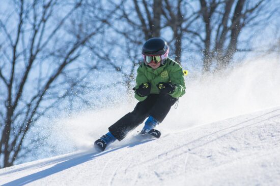 scopri l'emozionante mondo dello sci! unisciti agli appassionati di sport invernali e vivi avventure indimenticabili sulle migliori piste. perfetto per principianti e esperti, il tuo prossimo viaggio sulla neve ti aspetta!