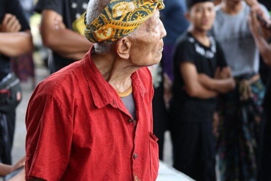 scopri l'importanza e la diversità del patrimonio culturale, un tesoro di tradizioni, arte e storia che definisce l'identità delle comunità in tutto il mondo.