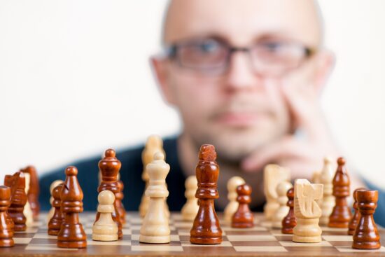 affronta le sfide della vita con determinazione e resilienza. scopri strategie e consigli pratici per superare le difficoltà quotidiane e trasformarle in opportunità di crescita.